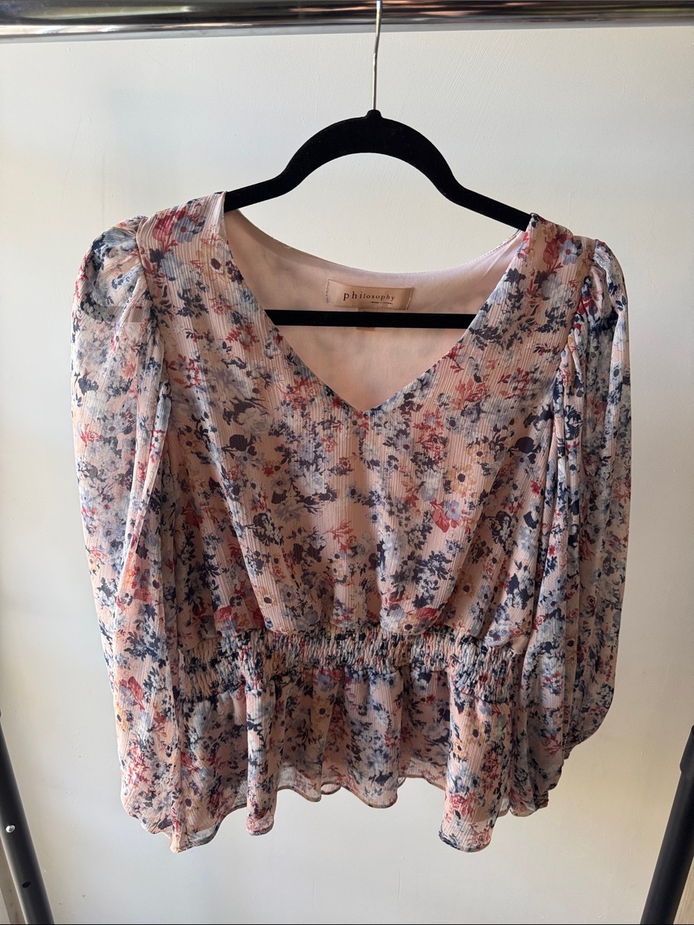 Philosophy Blush Floral V-Neck Peplum Blouse